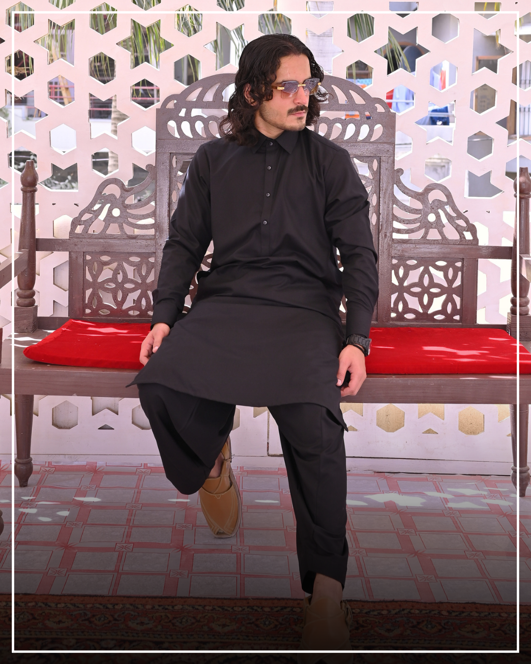 PRIME BLACK - French Collar